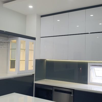 Hoàn thiện lắp đặt tủ bếp nhà anh hùng villa pacrk quận 9