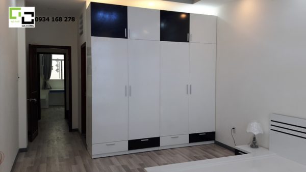 Mẫu tủ áo hiện đại 13